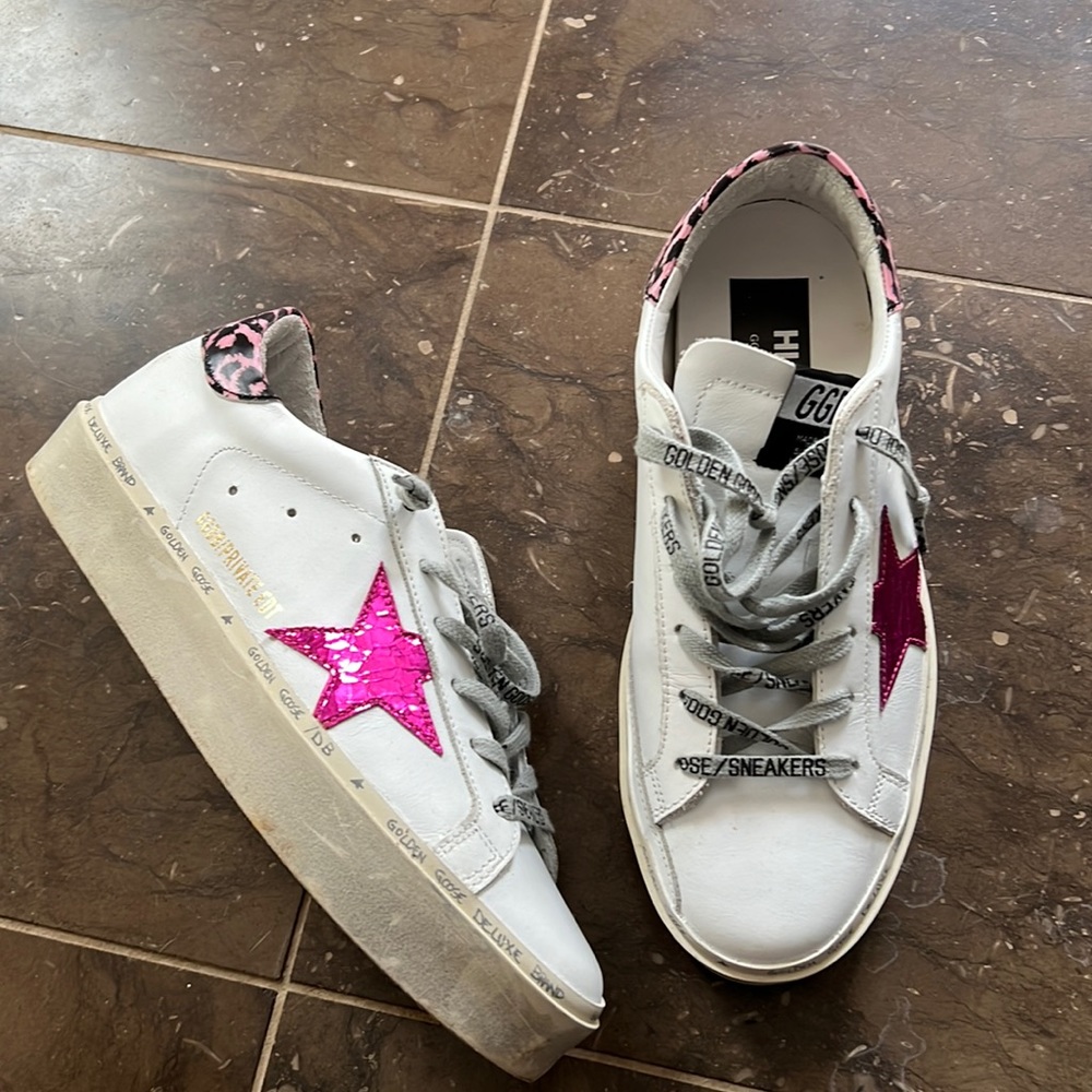 Authentic golden goose